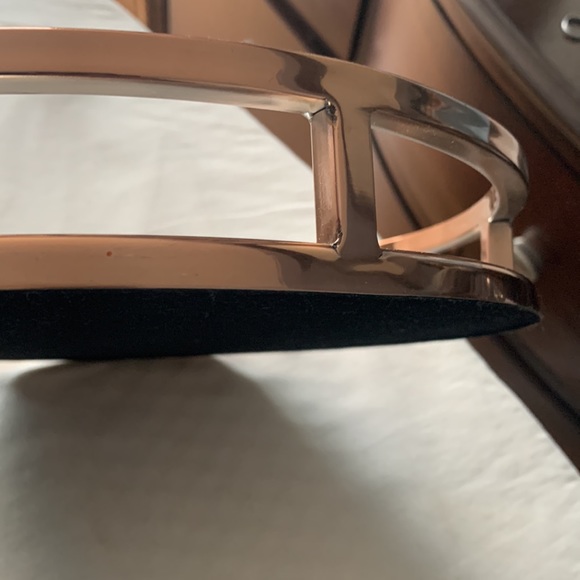 NWOT LEEBER | Rose Gold Elegance Round Tray with Mirror - Picture 4 of 4